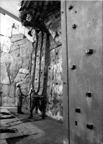 Palestra di arrampicata sportiva_1980_Torino_3